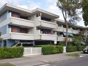 23779896-Ferienwohnung-6-Bibione-300x225-2