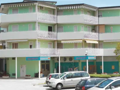 Ferienwohnung für 4 Personen (35 m²) in Bibione 2/10