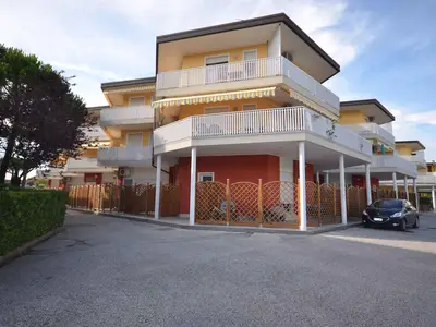 Ferienwohnung für 4 Personen (35 m²) in Bibione 2/10