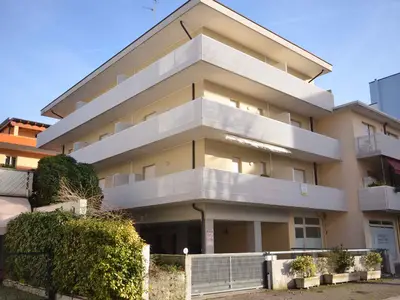 Ferienwohnung für 4 Personen (35 m²) in Bibione 1/10