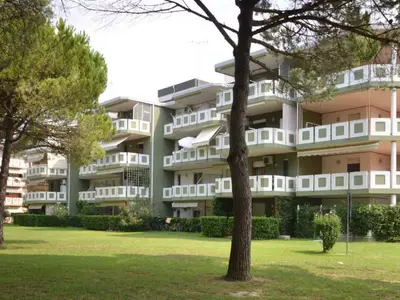 Ferienwohnung für 6 Personen (55 m²) in Bibione 1/10