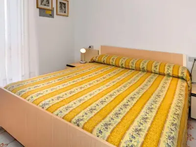 Ferienwohnung für 6 Personen (40 m²) in Bibione 3/10