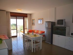 23779931-Ferienwohnung-3-Bibione-300x225-2