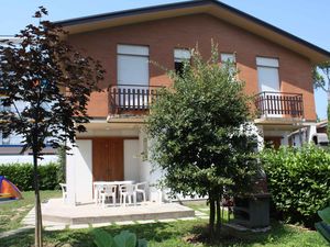 23779964-Ferienwohnung-8-Bibione-300x225-1