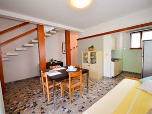 23779964-Ferienwohnung-8-Bibione-300x225-5