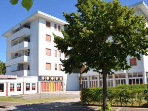 23779967-Ferienwohnung-6-Bibione-300x225-0