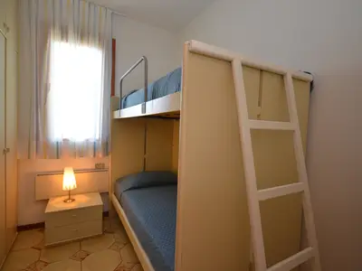 Ferienwohnung für 5 Personen (55 m²) in Bibione 5/10