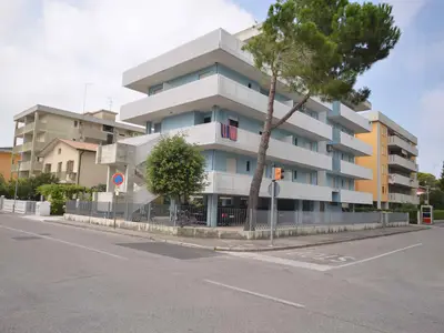 Ferienwohnung für 4 Personen (35 m²) in Bibione 1/10