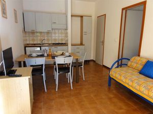 23780136-Ferienwohnung-5-Bibione-300x225-3