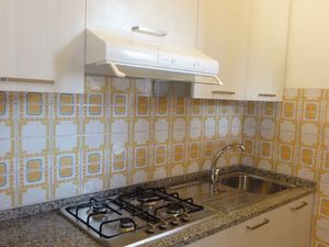 23780183-Ferienwohnung-7-Bibione-300x225-3