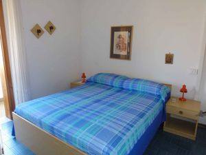 23780202-Ferienwohnung-4-Bibione-300x225-1