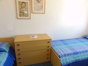 23780202-Ferienwohnung-4-Bibione-300x225-3