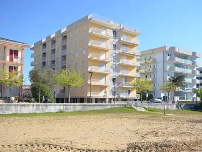 Ferienwohnung für 7 Personen (65 m²) in Bibione 2/10