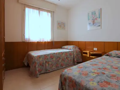 Ferienwohnung für 7 Personen (65 m²) in Bibione 8/10