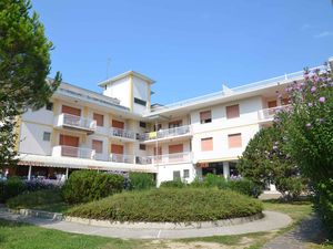 23780385-Ferienwohnung-6-Bibione-300x225-0