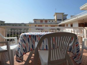 23780385-Ferienwohnung-6-Bibione-300x225-2