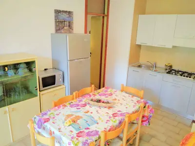 Ferienwohnung für 7 Personen (40 m²) in Bibione 5/10