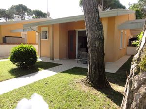 23780595-Ferienwohnung-7-Bibione-300x225-3