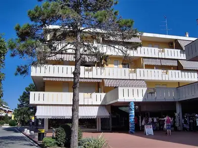 Ferienwohnung für 4 Personen (38 m²) in Bibione 4/10