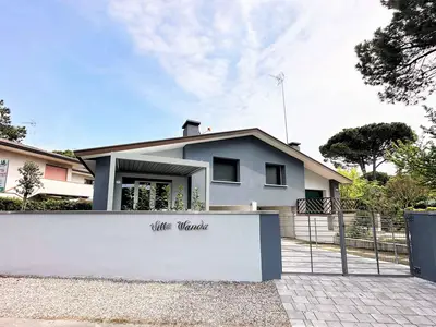 Ferienwohnung für 5 Personen (45 m²) in Bibione 1/10