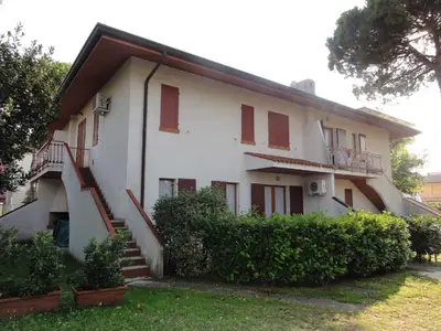 Ferienwohnung für 5 Personen (45 m²) in Bibione 1/10