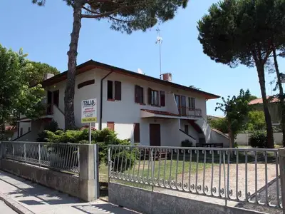 Ferienwohnung für 5 Personen (45 m²) in Bibione 2/10