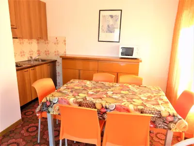 Ferienwohnung für 6 Personen (45 m²) in Bibione 9/10