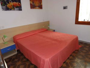 23780805-Ferienwohnung-6-Bibione-300x225-4