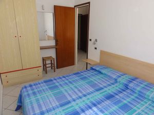 23780814-Ferienwohnung-4-Bibione-300x225-4