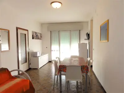 Ferienwohnung für 6 Personen (45 m²) in Bibione 4/10