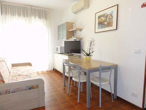 23780818-Ferienwohnung-4-Bibione-300x225-4