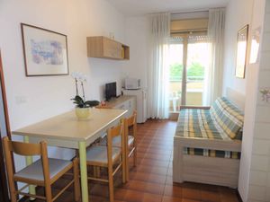 23780823-Ferienwohnung-4-Bibione-300x225-5