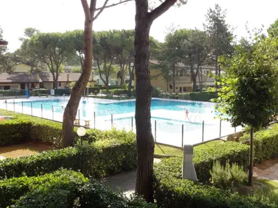 Ferienwohnung für 5 Personen (35 m²) in Bibione 6/10