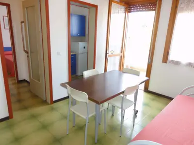 Ferienwohnung für 5 Personen (49 m²) in Bibione 6/10