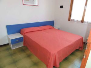 23780848-Ferienwohnung-5-Bibione-300x225-3