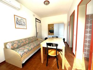 23780857-Ferienwohnung-5-Bibione-300x225-5