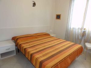 23780856-Ferienwohnung-5-Bibione-300x225-2