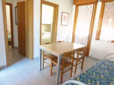 Ferienwohnung für 5 Personen (49 m²) in Bibione 2/10