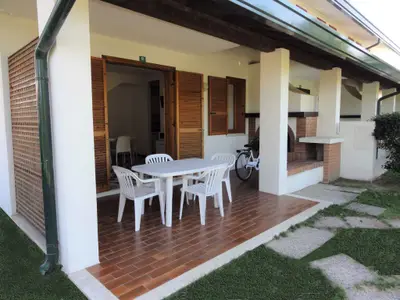 Ferienwohnung für 7 Personen (70 m²) in Bibione 1/10