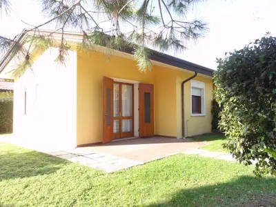 Ferienwohnung für 6 Personen (65 m²) in Bibione 1/10