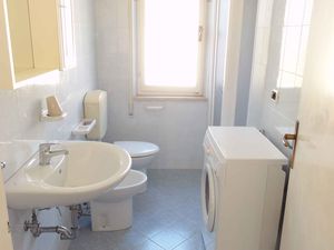 23781738-Ferienwohnung-4-Bibione-300x225-1