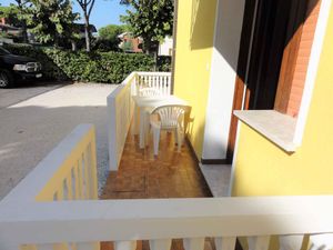 23781740-Ferienwohnung-4-Bibione-300x225-1