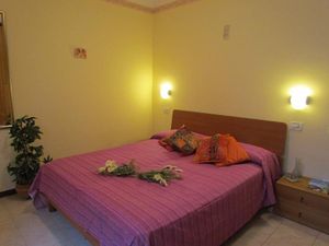 22945349-Ferienwohnung-6-Bibione-300x225-5