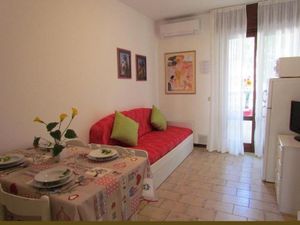 22945563-Ferienwohnung-4-Bibione-300x225-3