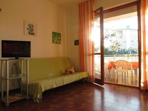 22945705-Ferienwohnung-4-Bibione-300x225-5