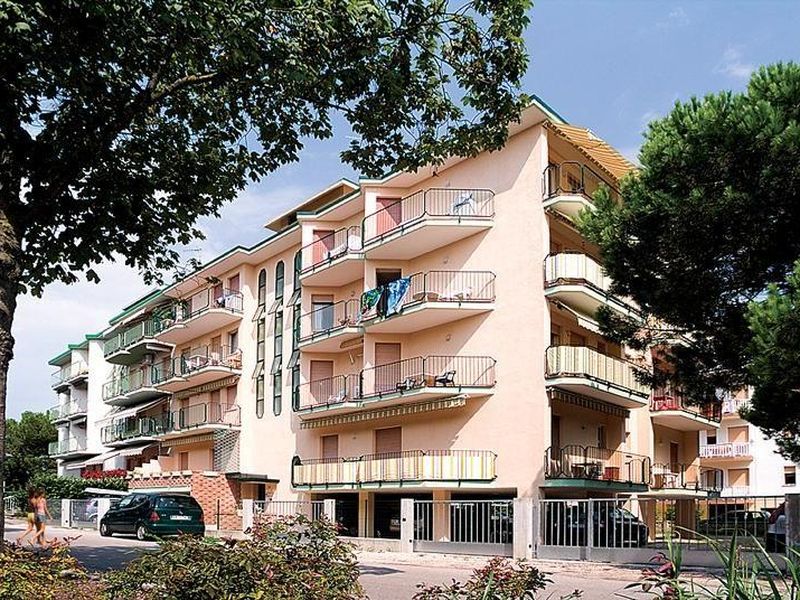 23385141-Ferienwohnung-4-Bibione-800x600-0