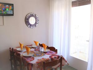 23054113-Ferienwohnung-6-Bibione-300x225-3