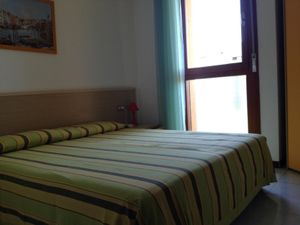 23076719-Ferienwohnung-6-Bibione-300x225-2