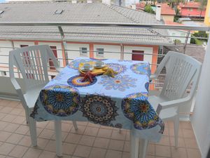 22954003-Ferienwohnung-6-Bibione-300x225-1