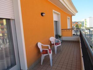 22946357-Ferienwohnung-9-Bibione-300x225-1